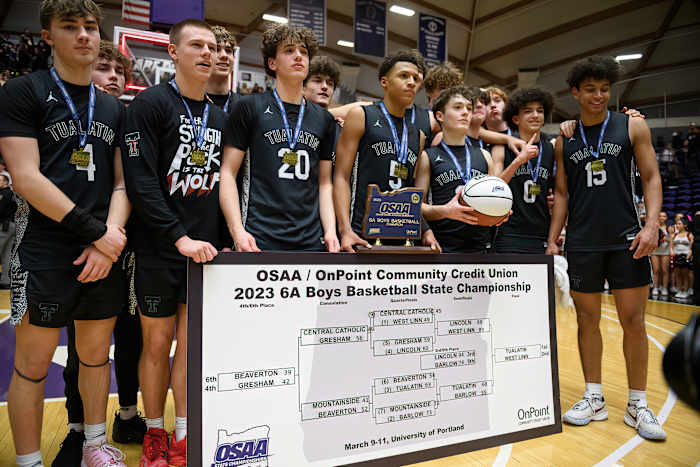 2023-3-11-Tualatin-WestLinn-Championship-Postgame-0585-NR-clear